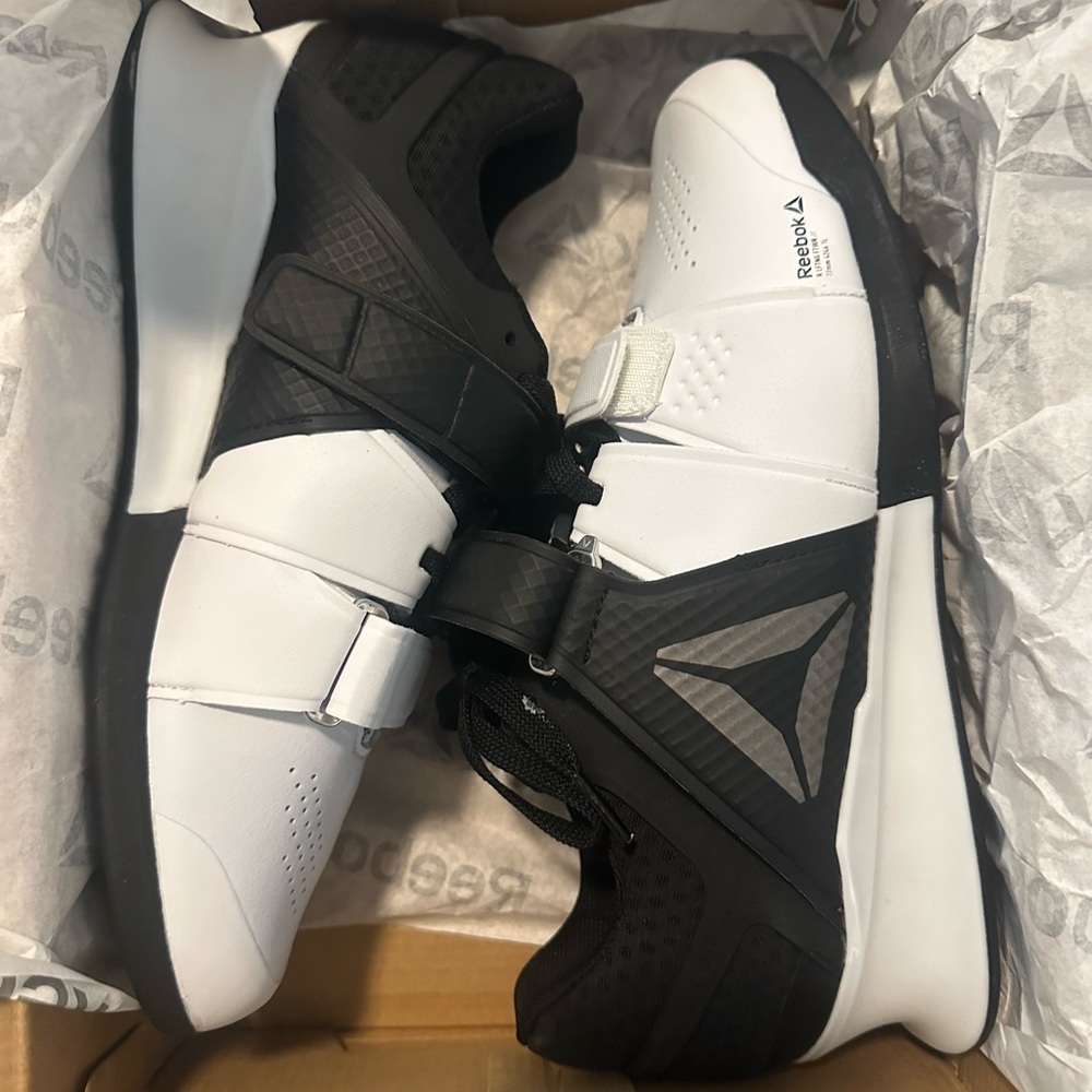 NEW women’s Reebok Legacy Lifters